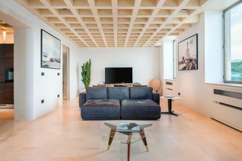 Brucoli Villa Sleeps 6 With Air Con