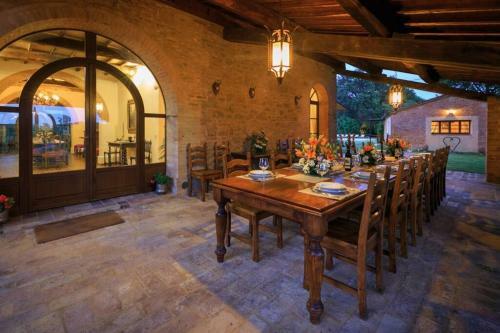 Podere Maiano - Private Pool Villa With Spa