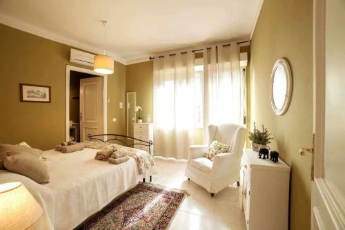 Elegante Villa Centro Citt� Giardino Barbeque Parcheggio Ideale Per 10pl