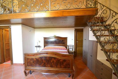 Calvanico Villa Sleeps 8 Wifi
