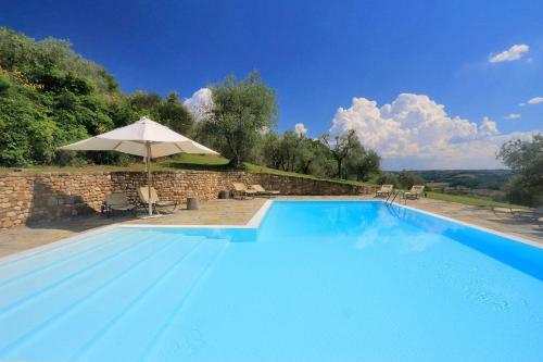 Calzaiolo Villa Sleeps 12 With Pool