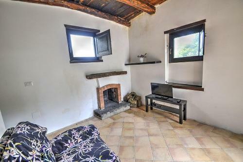 Calvanico Villa Sleeps 6 Air Con