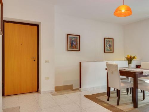 Simplistic Holiday Home In Caserta Near Town Centre