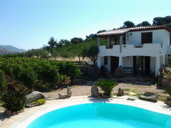 B&B Domo De Resteblas