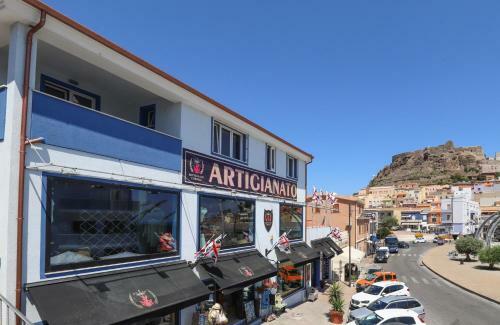Hostal The Square Castelsardo