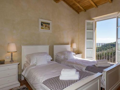 Luxury 6-bed Tuscan Villa Near Lucca