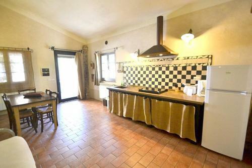 Castiglione Del Lago Villa Sleeps 6 Pool Wifi