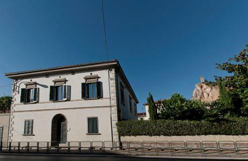 Hostal Villa Amorosa