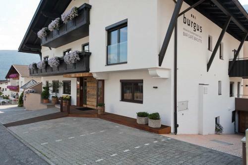 Aparthotel Burgus