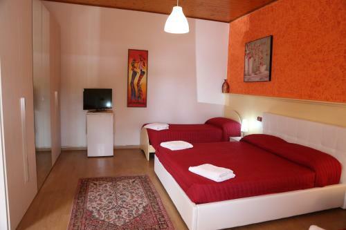 Hotel Company
