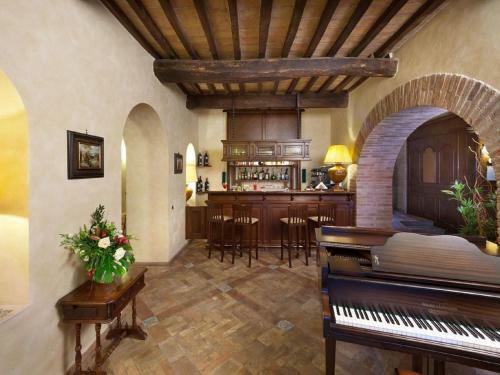 Classy Holiday Home In Collazzone With Whirlpool