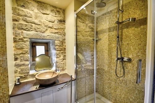 Case Colle Villa Sleeps 30 With Pool And Air Con