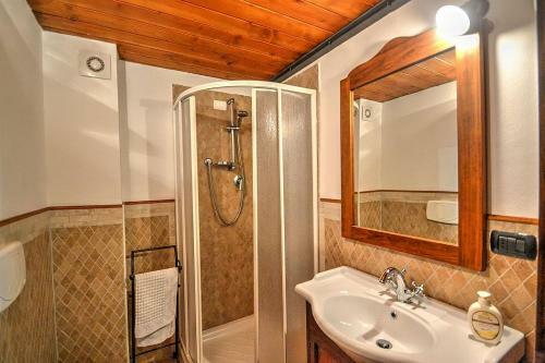Fiordini Villa Sleeps 4 Pool Air Con Wifi
