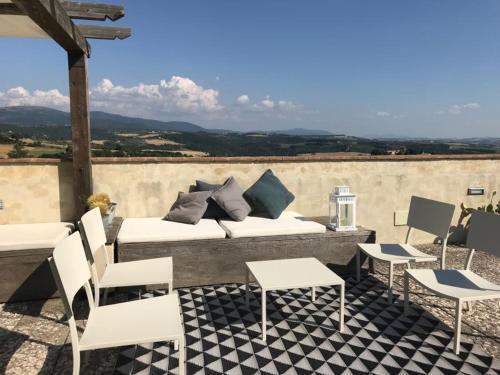 Frontignano Villa Sleeps 12 With Pool Air Con And Wifi