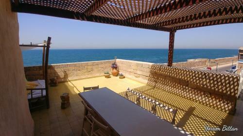 Apartamento Four Hearts - Acre's Sea Side Suite