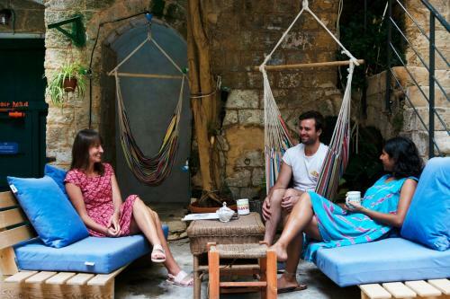 Hostal Fauzi Azar Inn