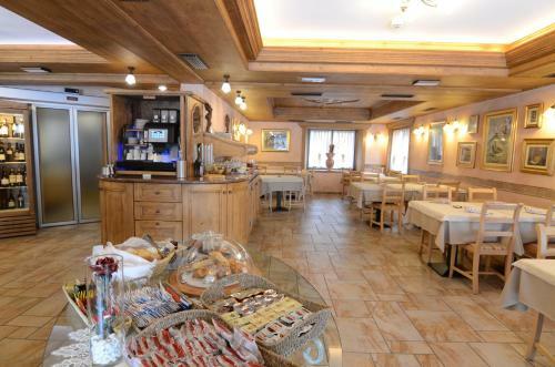 Hotel Albergo Alpenrose