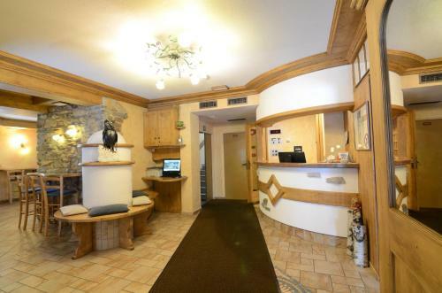 Hotel Albergo Alpenrose