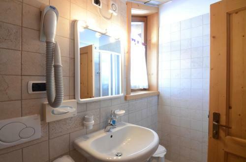 Hotel Albergo Alpenrose