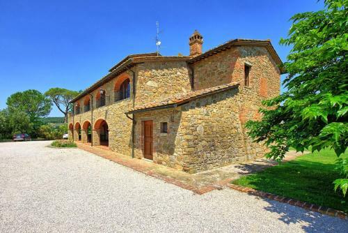 Poschini Villa Sleeps 16 With Pool Air Con And Wifi