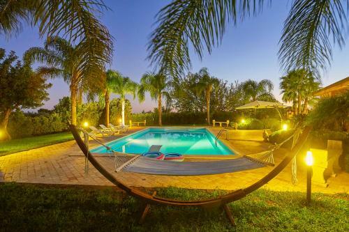 Marinella Villa Sleeps 8 Pool Air Con Wifi
