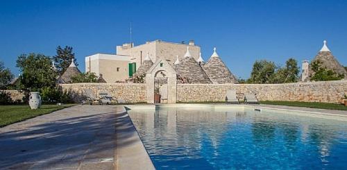 Martina Franca Villa Sleeps 3 Pool Wifi