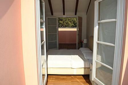 Meina Villa Sleeps 6 Pool Wifi