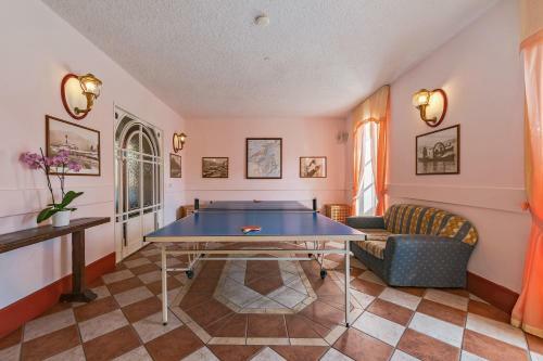 Menaggio Villa Sleeps 14 Pool Air Con Wifi