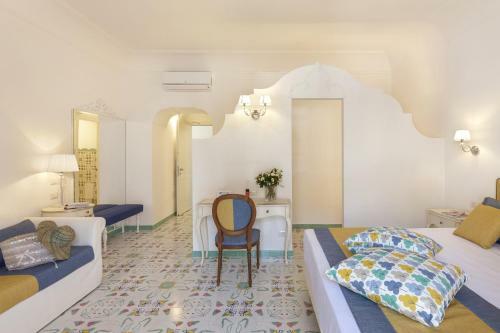 Hotel Antica Reghinna Luxury Room