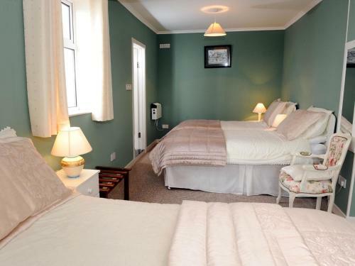 Hostal Murphys Farmhouse B&B
