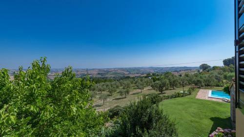 Villa Casale Verdicchio 10&2