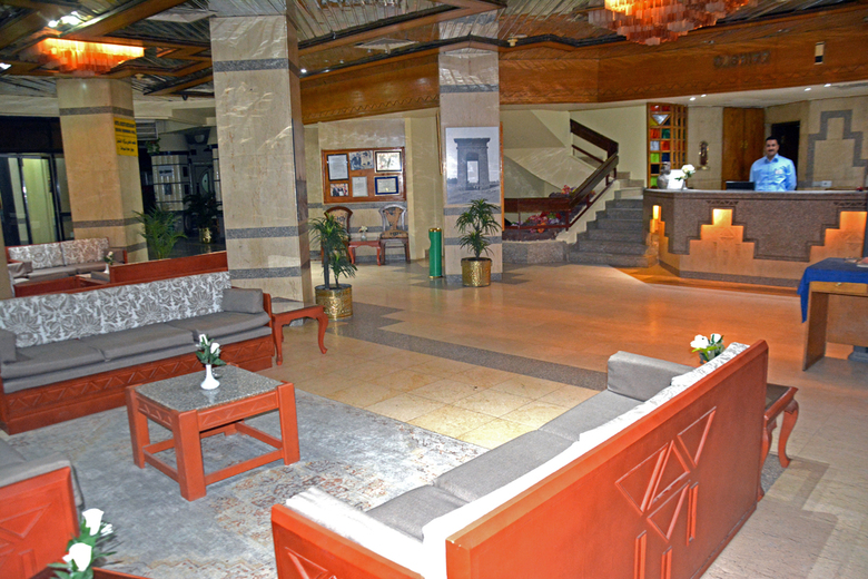 Gaddis Luxor Hotel, Suites And Apartments