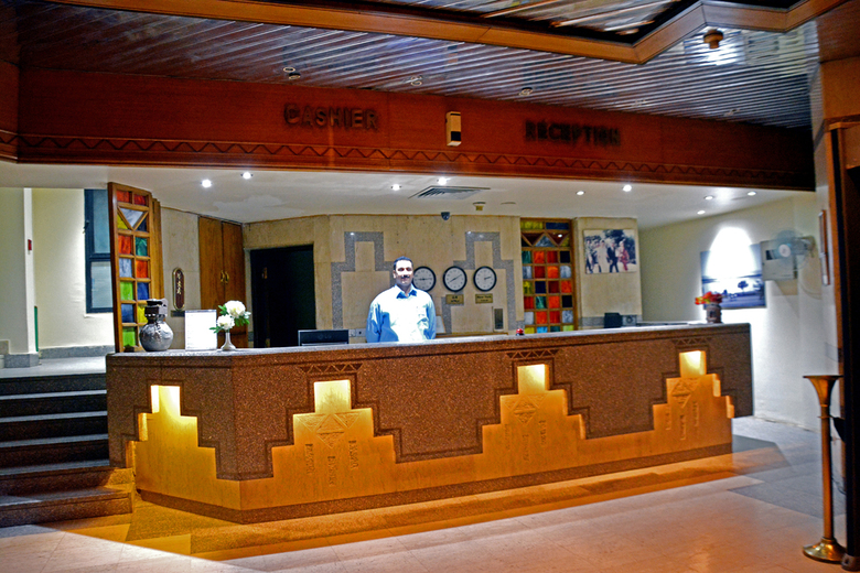 Gaddis Luxor Hotel, Suites And Apartments
