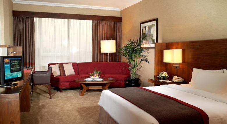 Jumeira Rotana Hotel
