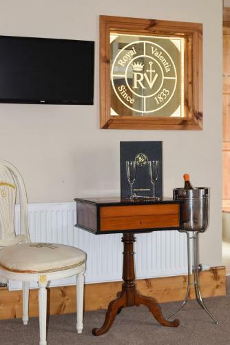 Bed & Breakfast The Royal Valentia