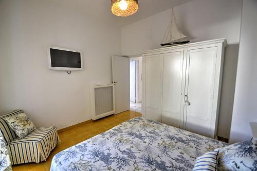 Sirenuse Villa Sleeps 14 Pool Air Con Wifi