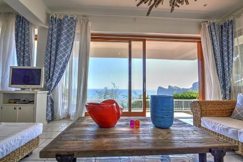 Sirenuse Villa Sleeps 14 Pool Air Con Wifi