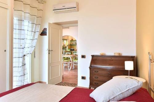 Coppetelle Holiday Home Sleeps 7 With Air Con
