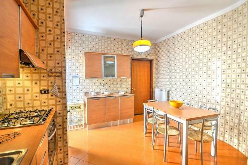 Seiano Apartment Sleeps 5