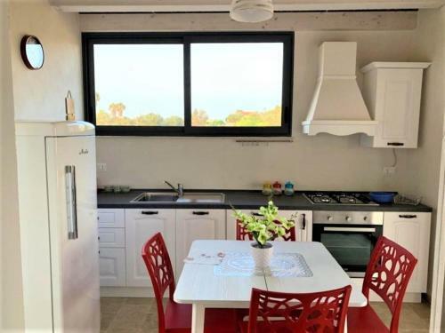 Homely Villa In Noto With Terrace