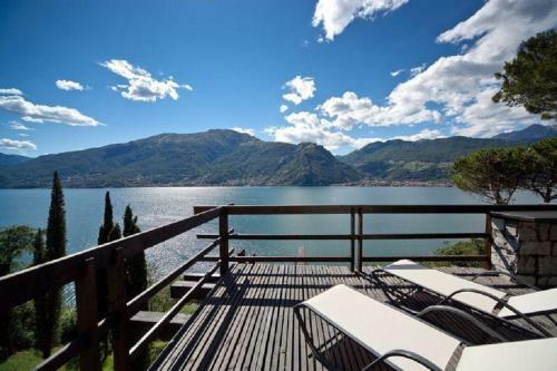 Olgiasca Villa Sleeps 12 Pool Wifi