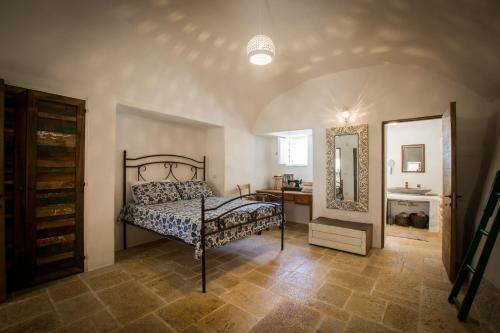 Certosa Villa Sleeps 8 With Pool Air Con And Wifi