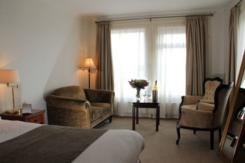 Bay View Hotel & Leisure Centre