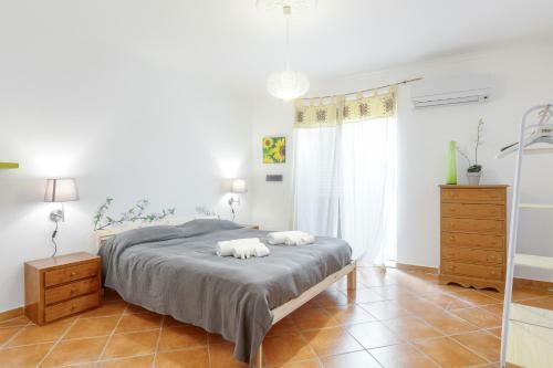 Maqueda Balcony Apartment