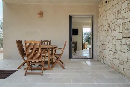 Piccante Deluxe Seaview