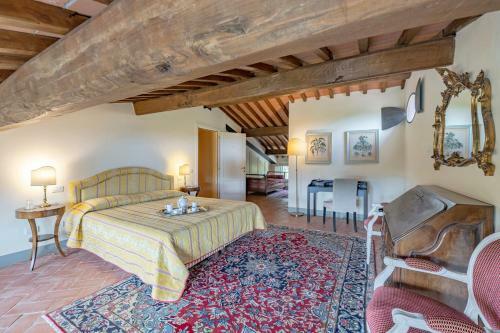 Segromigno In Monte Villa Sleeps 14 With Pool And Air Con