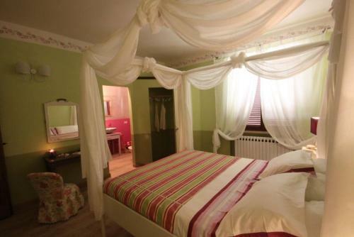 Gallina Villa Sleeps 8 Pool Wifi