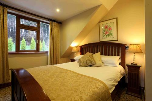 Trooperstown Woodlodge B&B