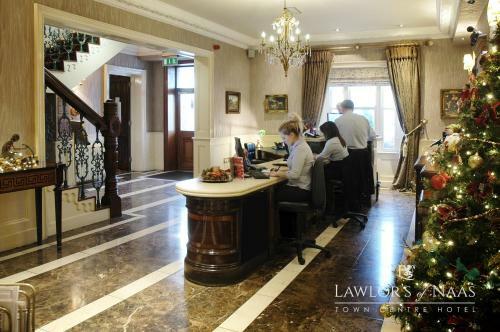 Lawlors Hotel