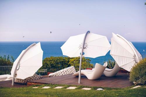 Pietra La Croce Villa Sleeps 8 With Pool And Air Con